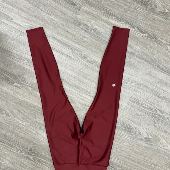 ALO Yoga Deep Red Leggings M - Picture 3 of 3